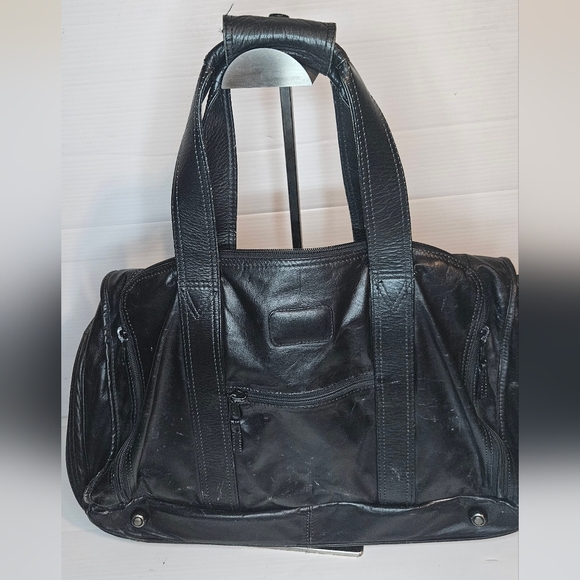 TUMI Black Leather 20 Vintage TUMI Black Leather 20\